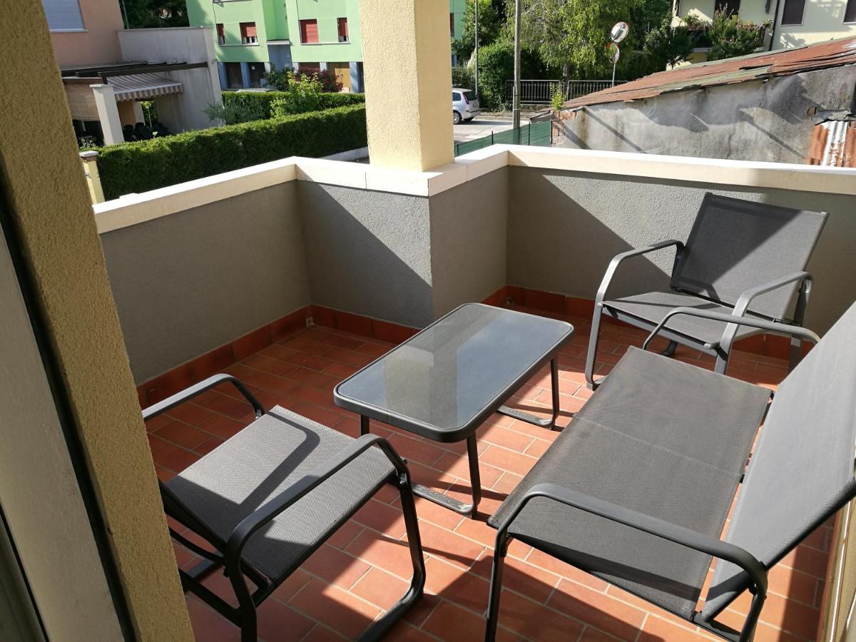 Single Room with Private Bathroom