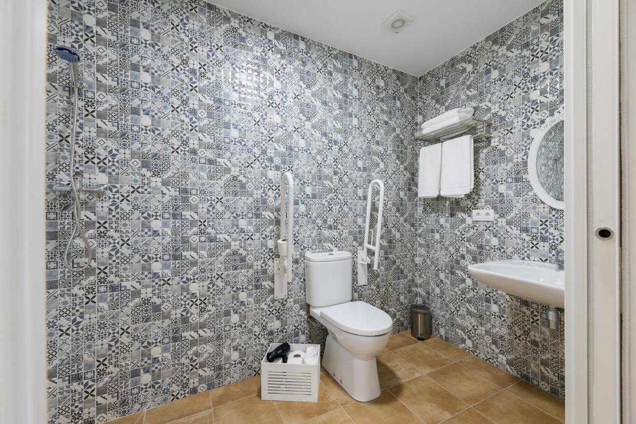 Habitación Doble con baño privado