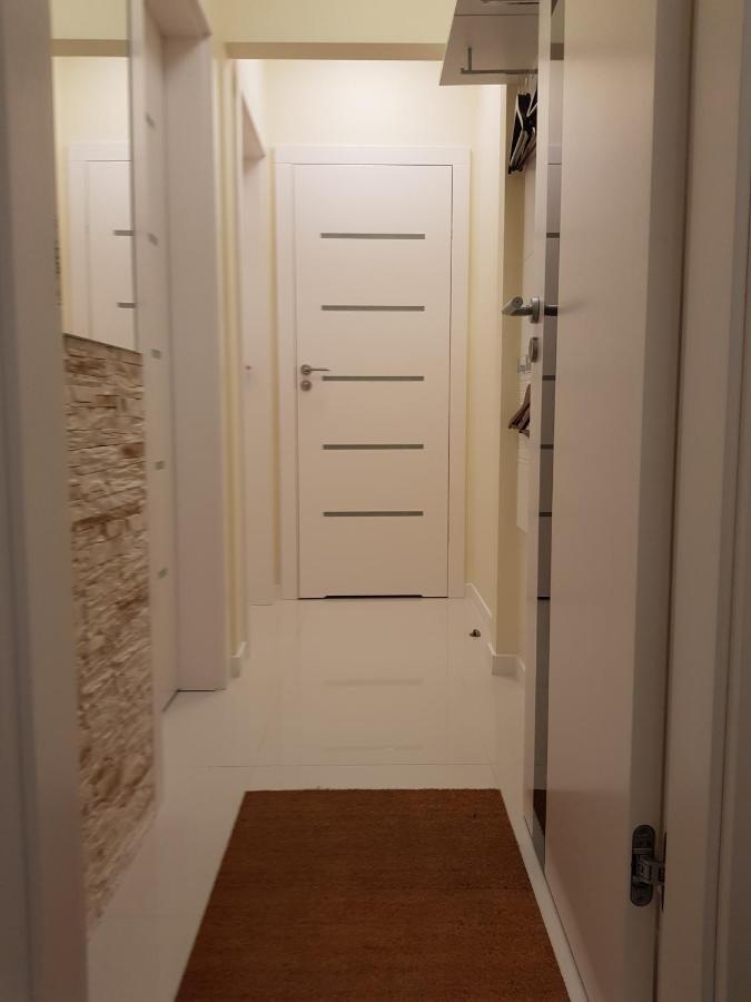 Apartamenty Dom Saski 10 minut od Centrum Warszawy - B&B