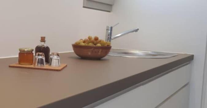 Paralos Lodging - B&B