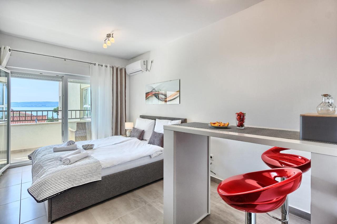 Modern apartments with sea view 150 meters to beach - B&B