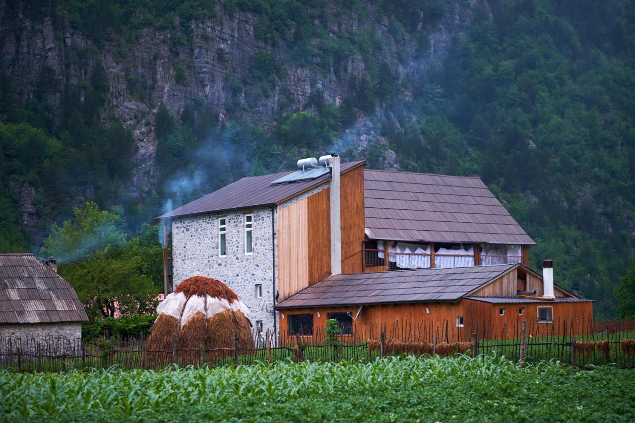 Bujtina Polia - B&B