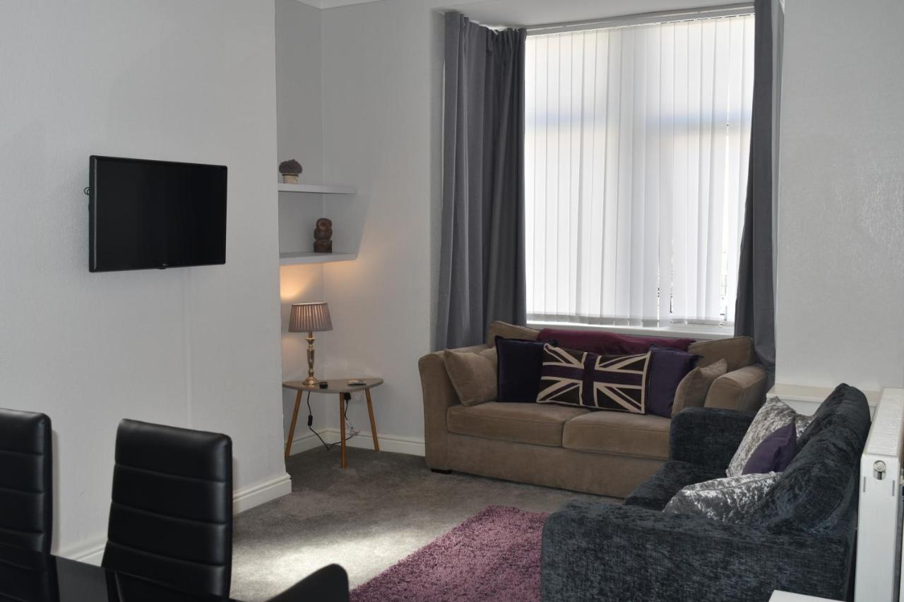 B&B Blackpool - Adelaide Apartments - Bed and Breakfast Blackpool