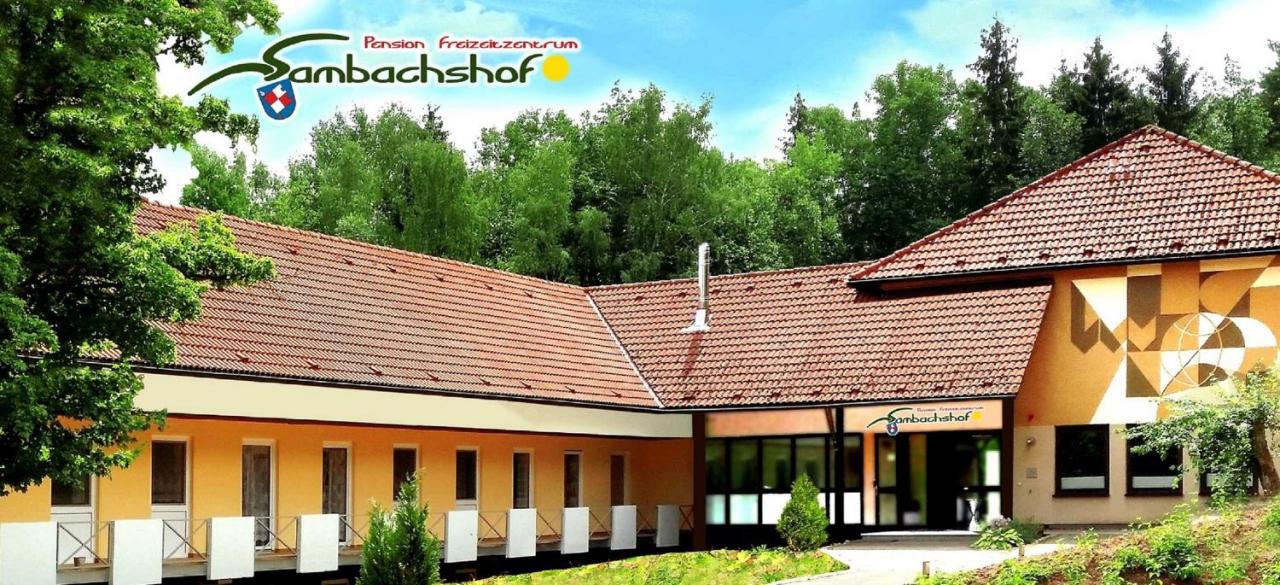 B&B Bad Königshofen im Grabfeld - Pension Freizeitzentrum Sambachshof - Bed and Breakfast Bad Königshofen im Grabfeld