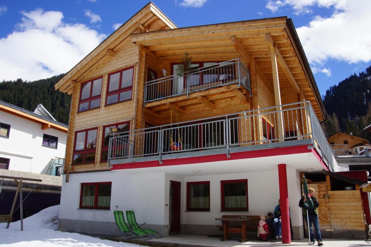 Two-Bedroom Apartment with Terrace