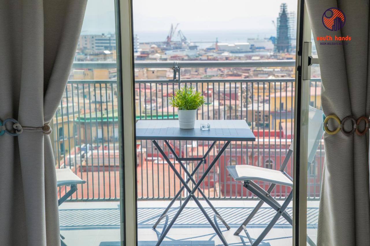 South Hands - B&B Napoli