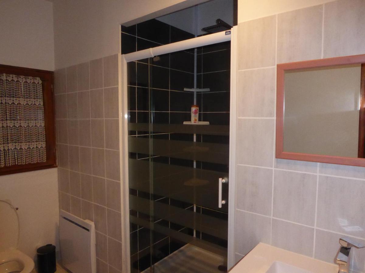 Familienzimmer mit Doppelbett