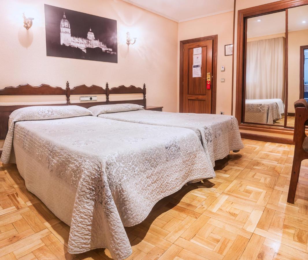 B&B Salamanca - Hotel Residencia Castellano I - Bed and Breakfast Salamanca