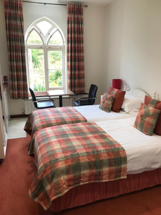 Self Catering Twin, Room only