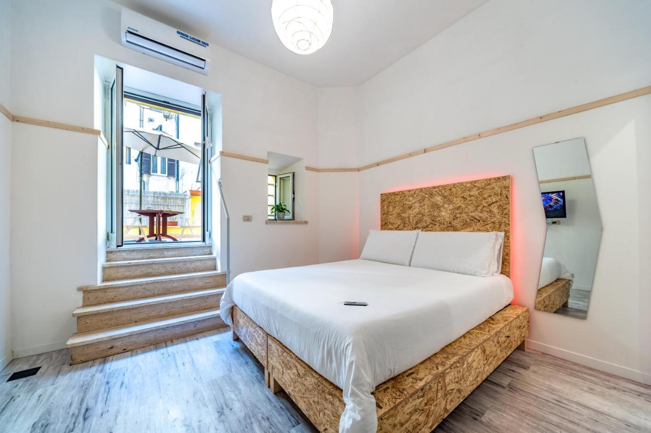 B&B Rome - SmooRoomS Ostiense - Bed and Breakfast Rome