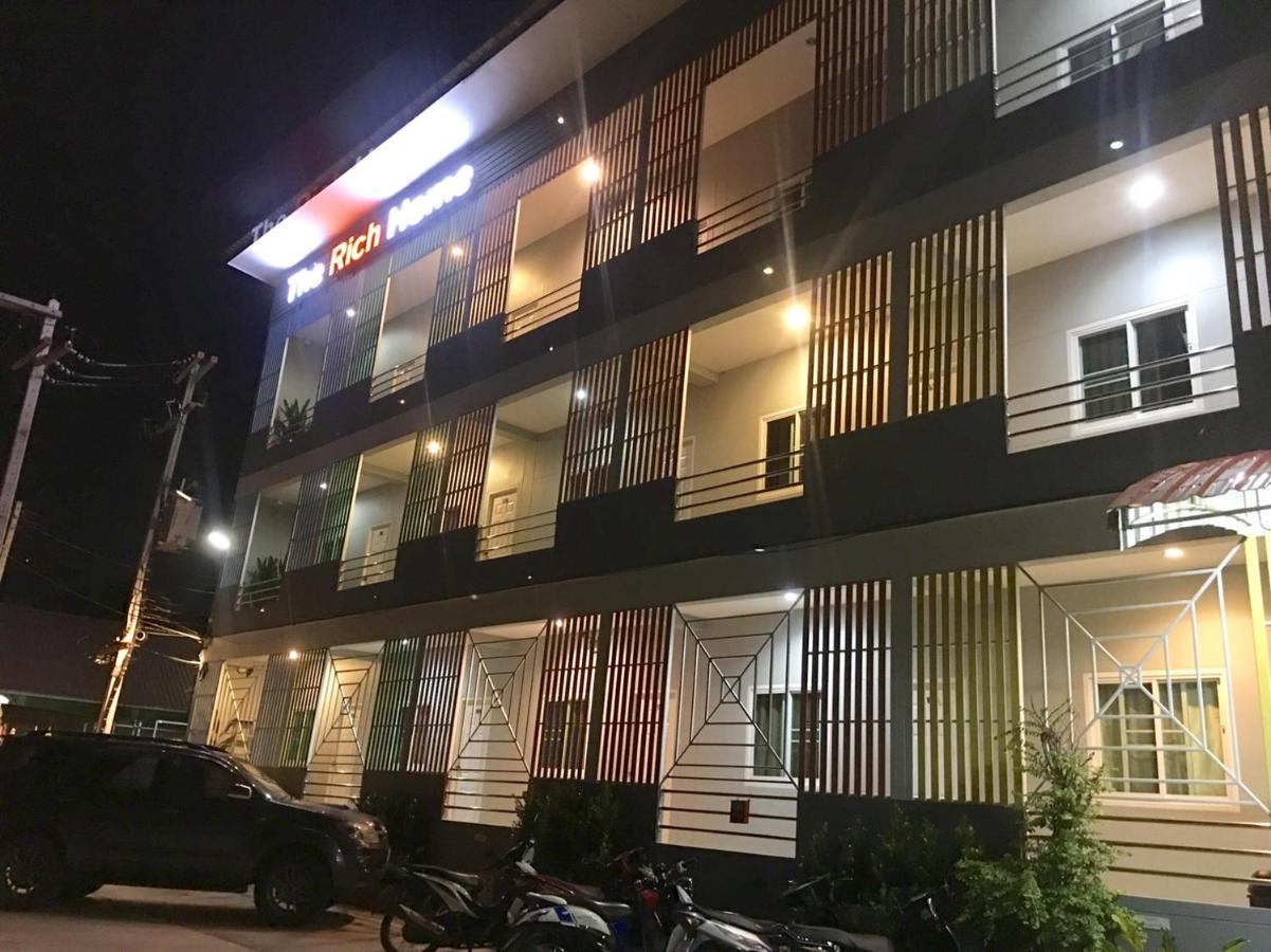 The Rich Home - Chambres d’hôtes Nakhon Ratchasima
