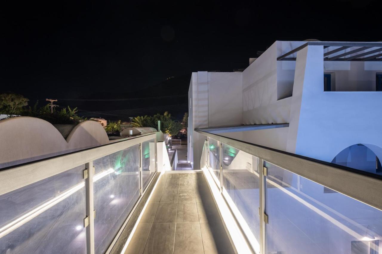 Tristhenia - Chambres d’hôtes Perissa