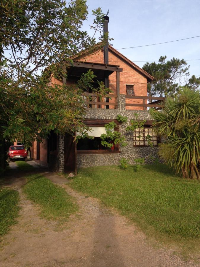 Casa Amigable y Disfrutable - B&B La Coronilla