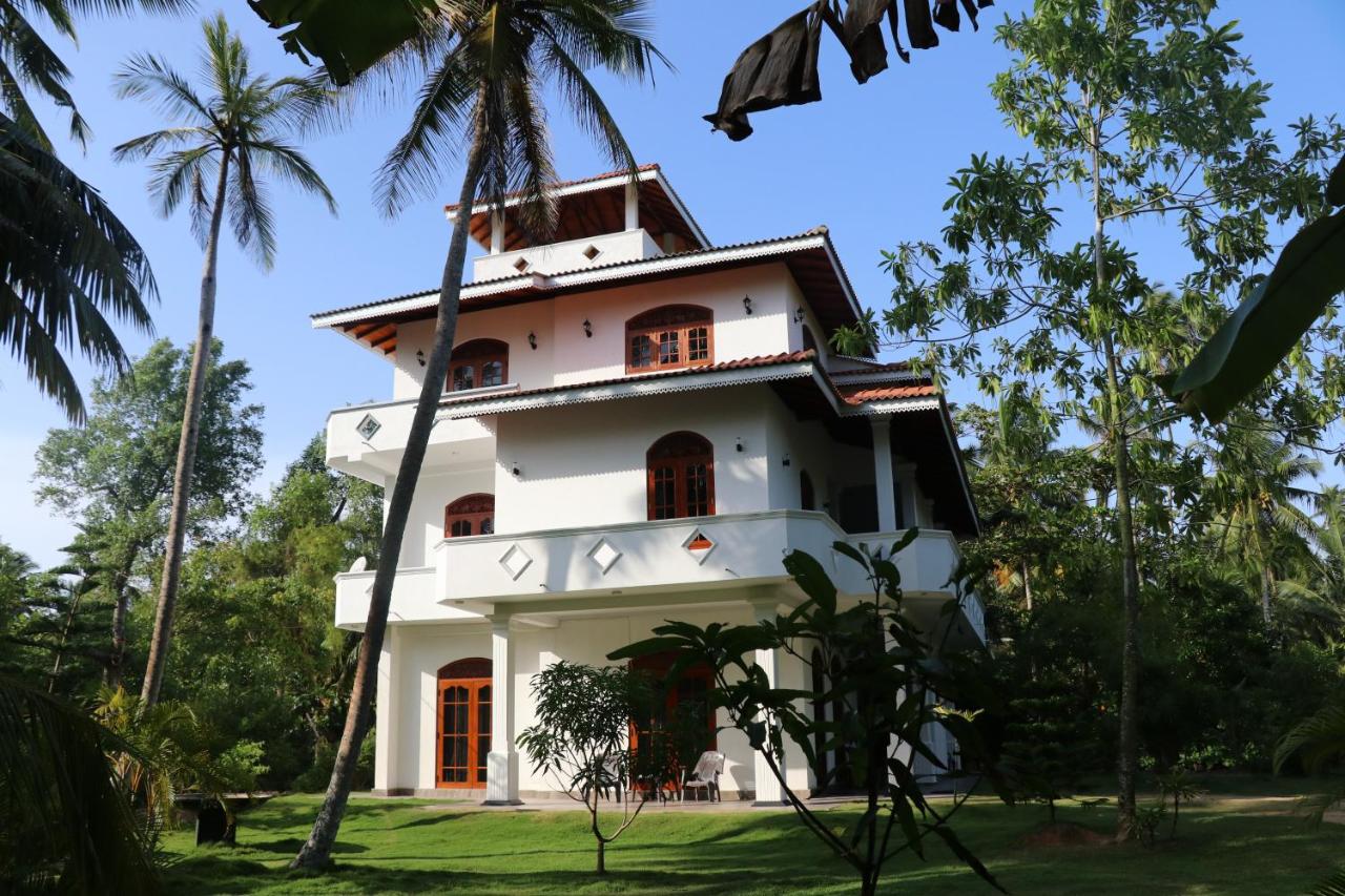 Villa Sureka - Ferienwohnung