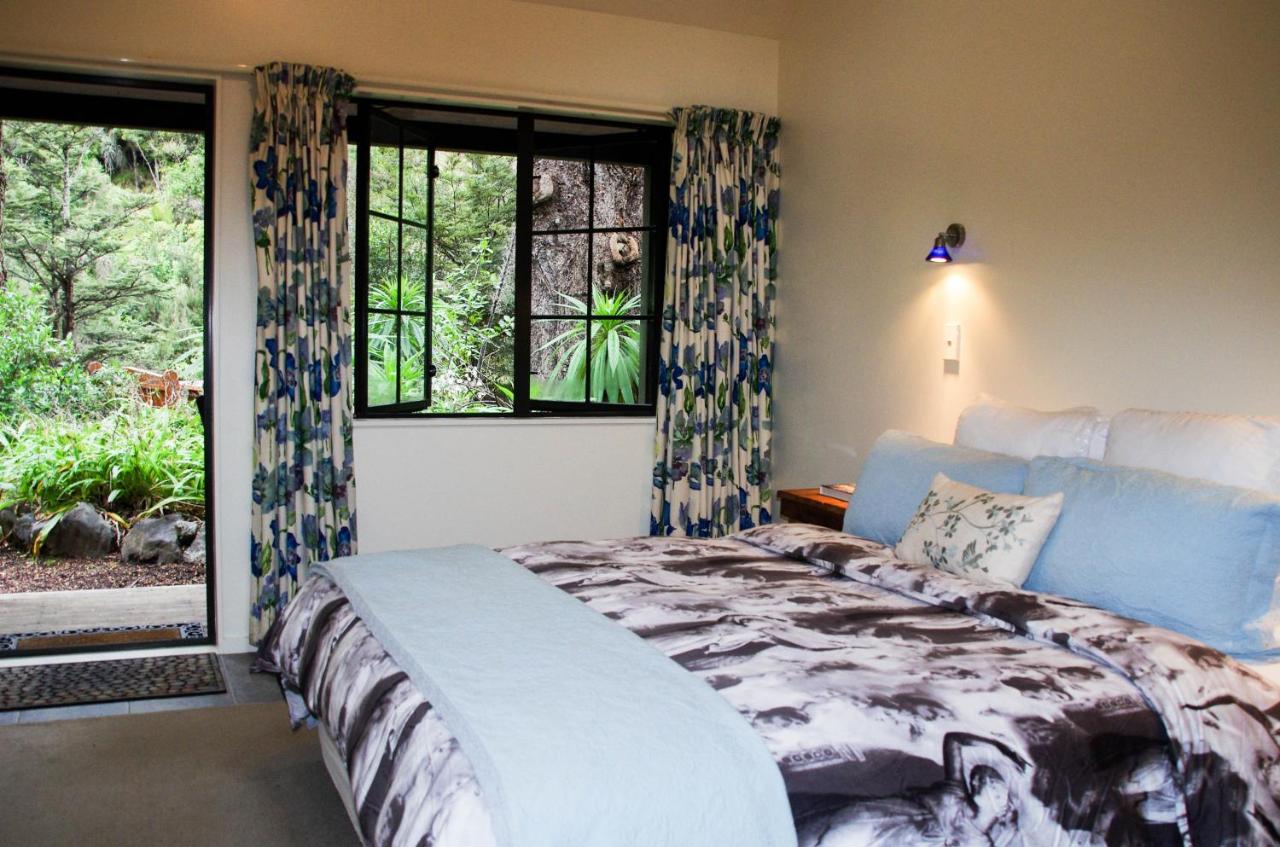 Double or Twin Room with Private Bathroom