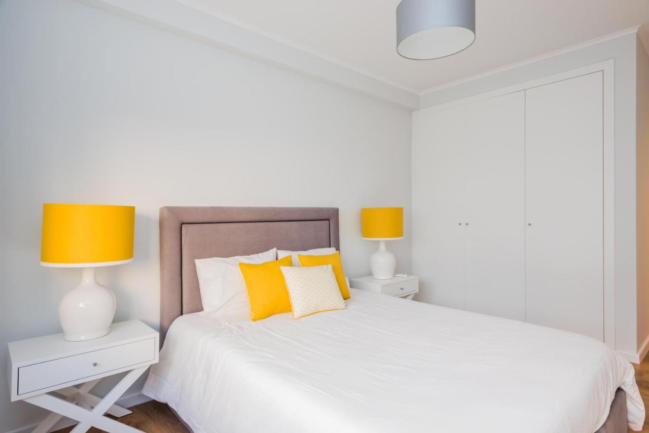 Superior One-Bedroom Apartment