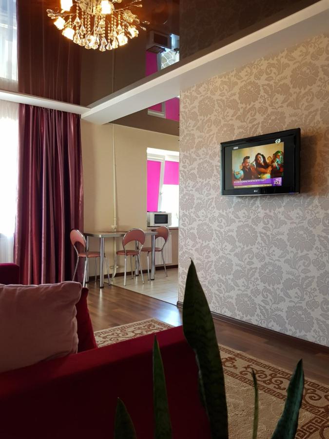 B&B Kharkiv - Апартаменты с балконом - Bed and Breakfast Kharkiv