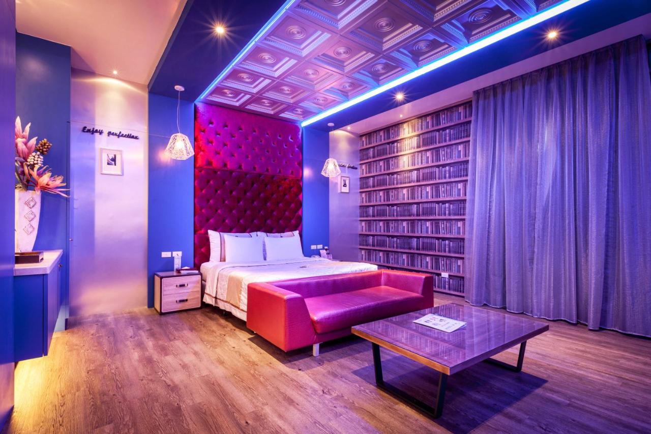 Queen Room with Spa Bath