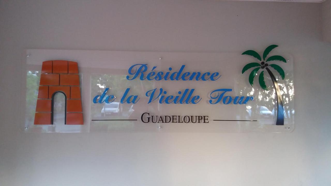 Studio en bord de mer - Résidence La Vieille Tour - Bed and Breakfast Le Gosier