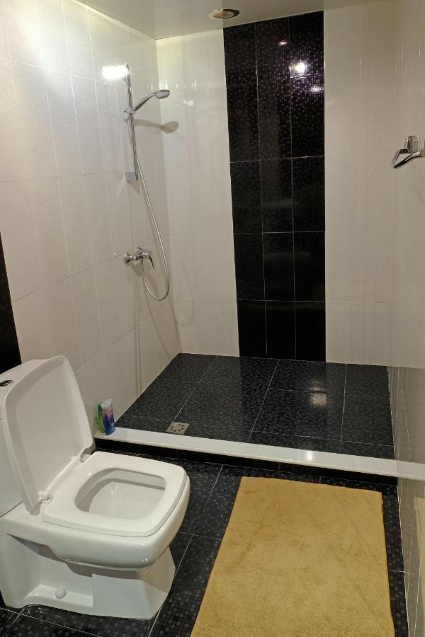 Twin Room with Bathroom