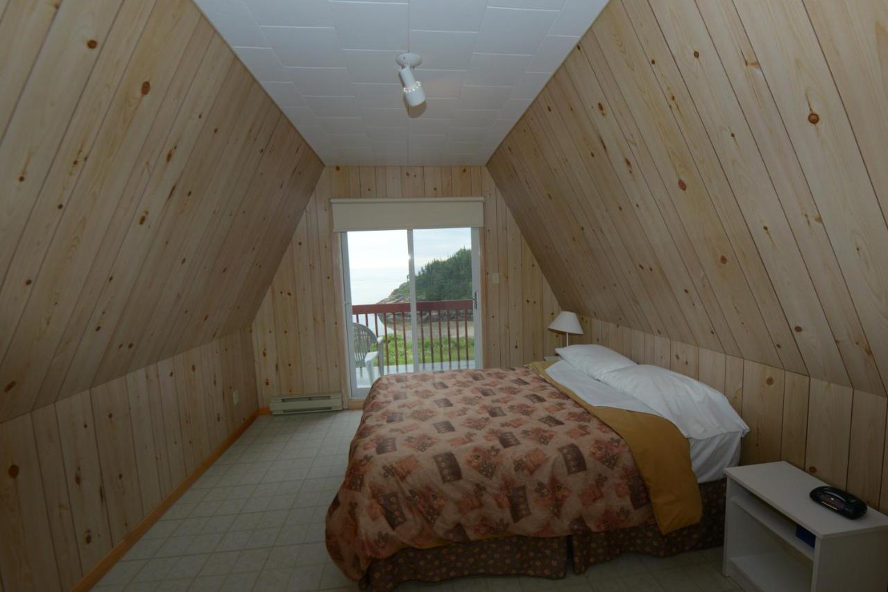 Chalets Anse à Jos/Yves - Chambres d’hôtes Les Escoumins