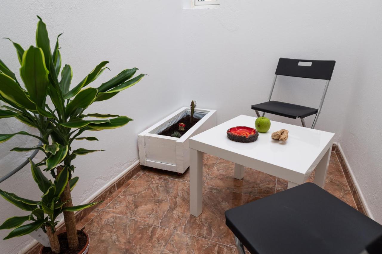 Arinaga Luxury House Beach - B&B