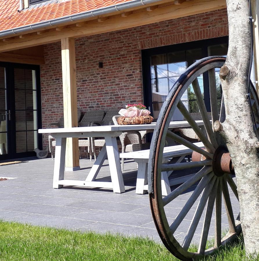 Florentinus met hottub, afgesloten tuin en overdekt terras - B&B