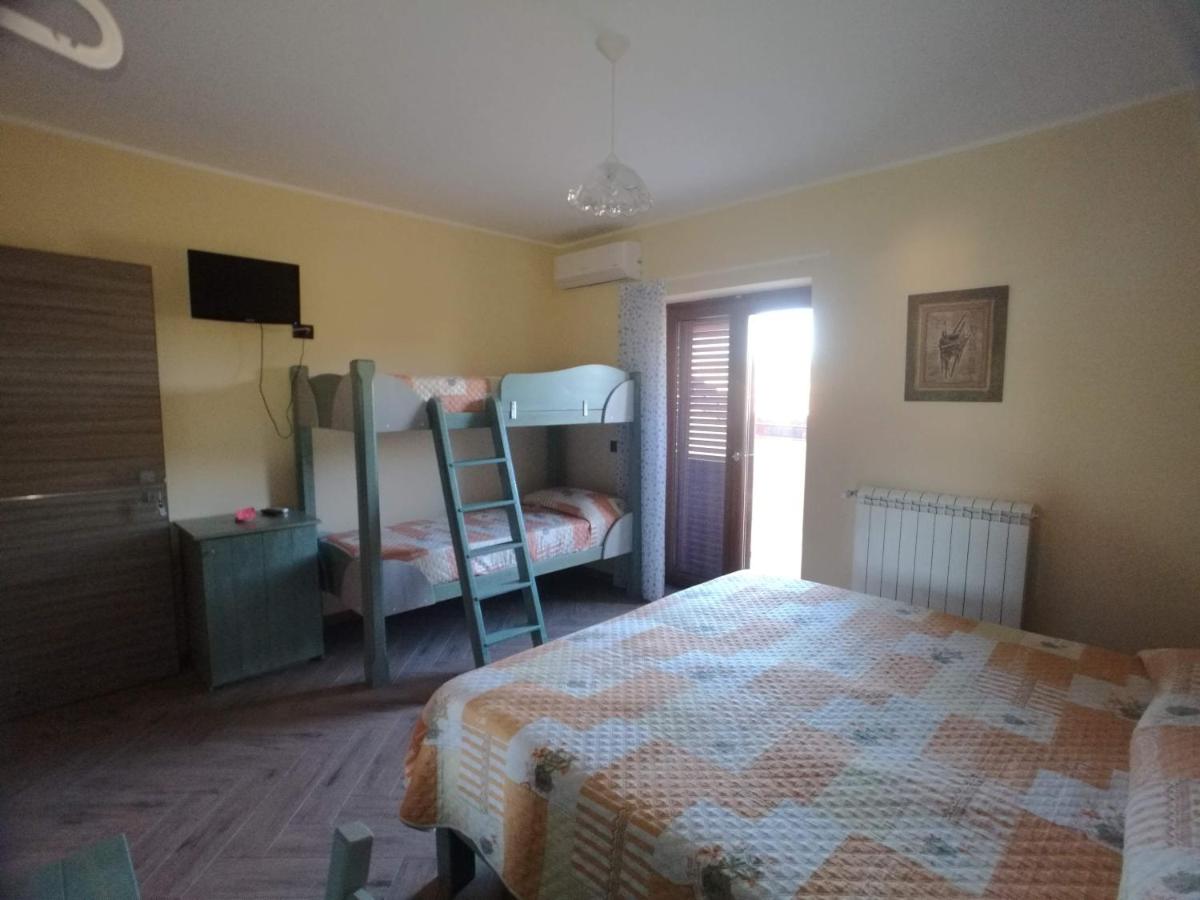 Quadruple Room with Terrace