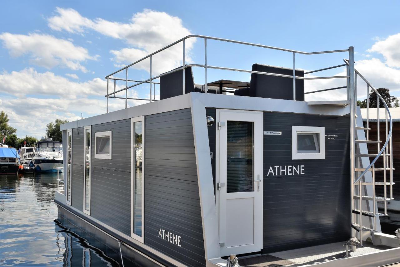 Cosy floating boatlodge Athene - B&B Maastricht