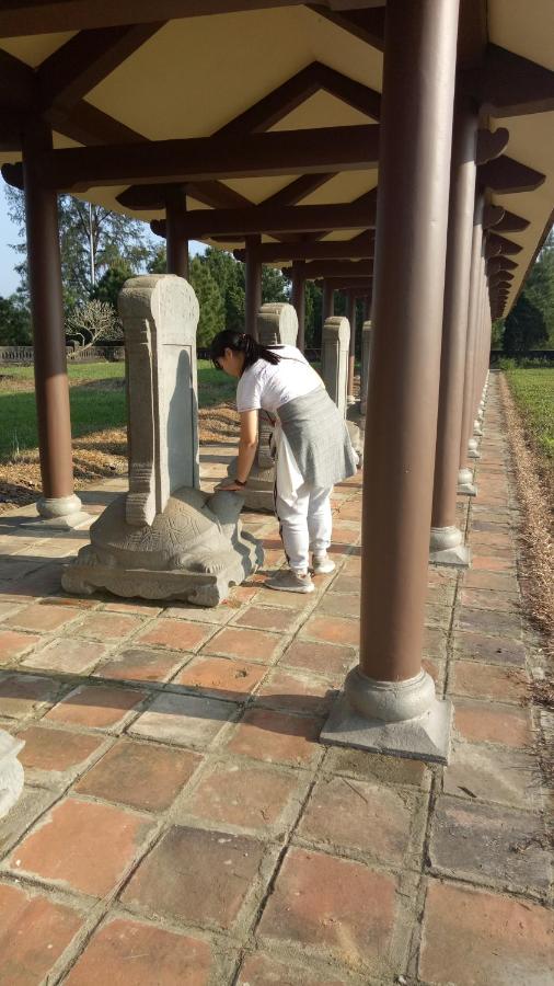 Tam Tinh Vien Homestay - B&B Huế