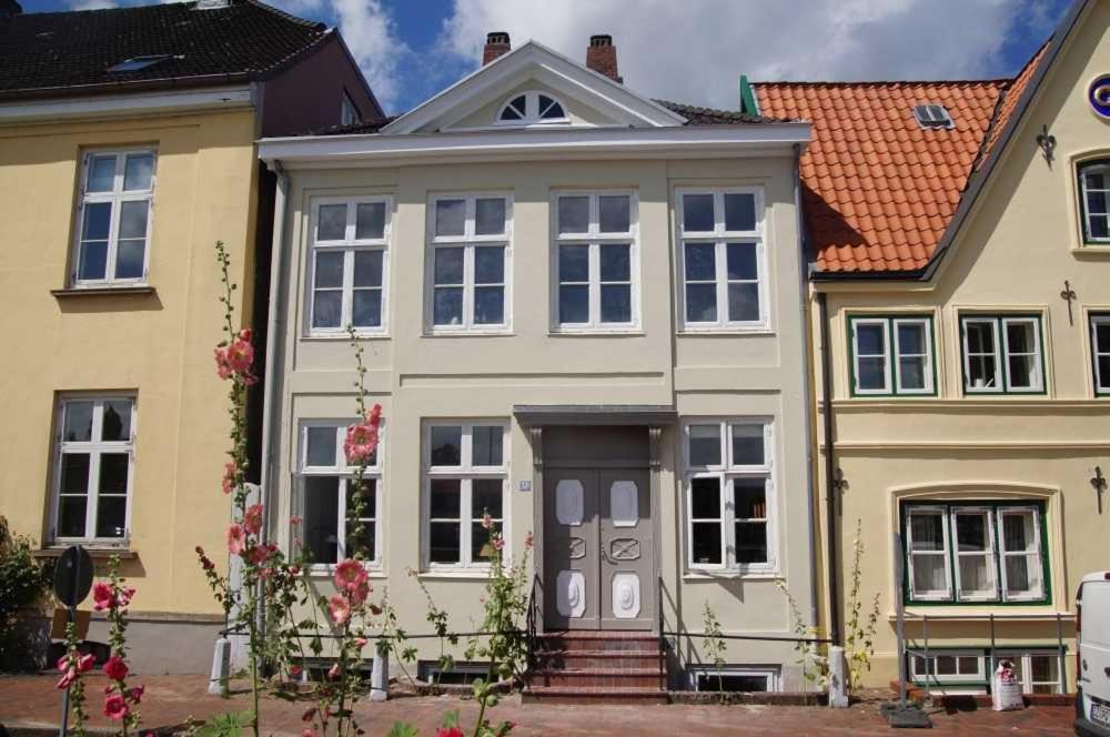 B&B Glückstadt - Am Hafen 13 - Bed and Breakfast Glückstadt