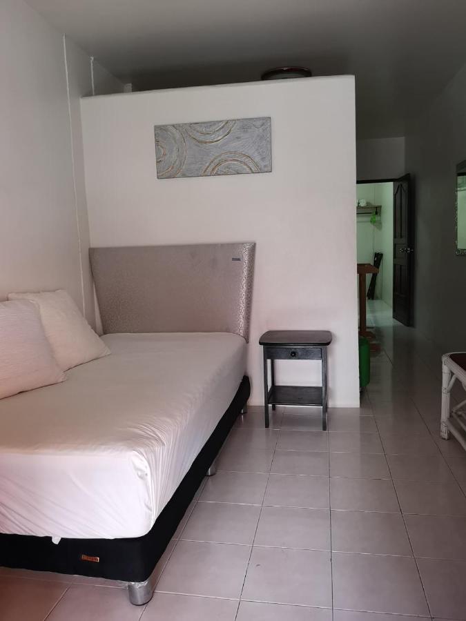 NB House - B&B