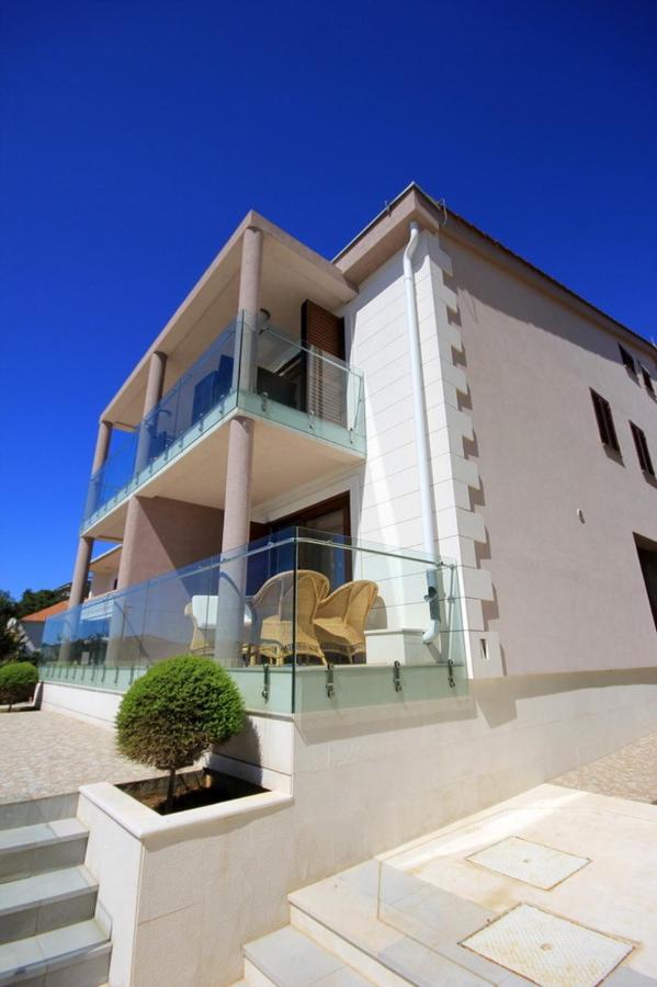 B&B Molat - Vila Orada - Bed and Breakfast Molat