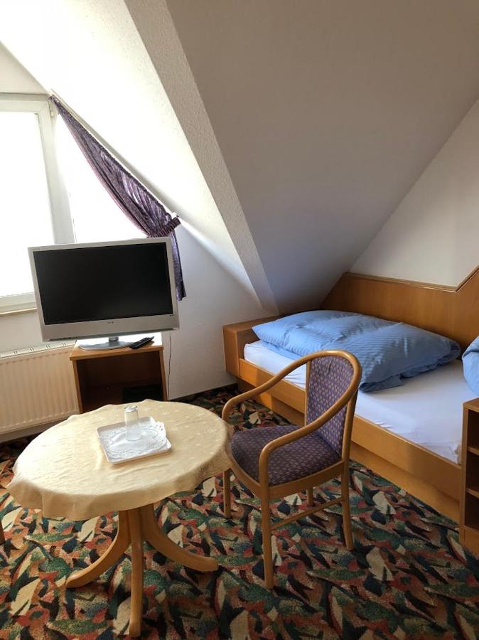 Double or Twin Room with Shower