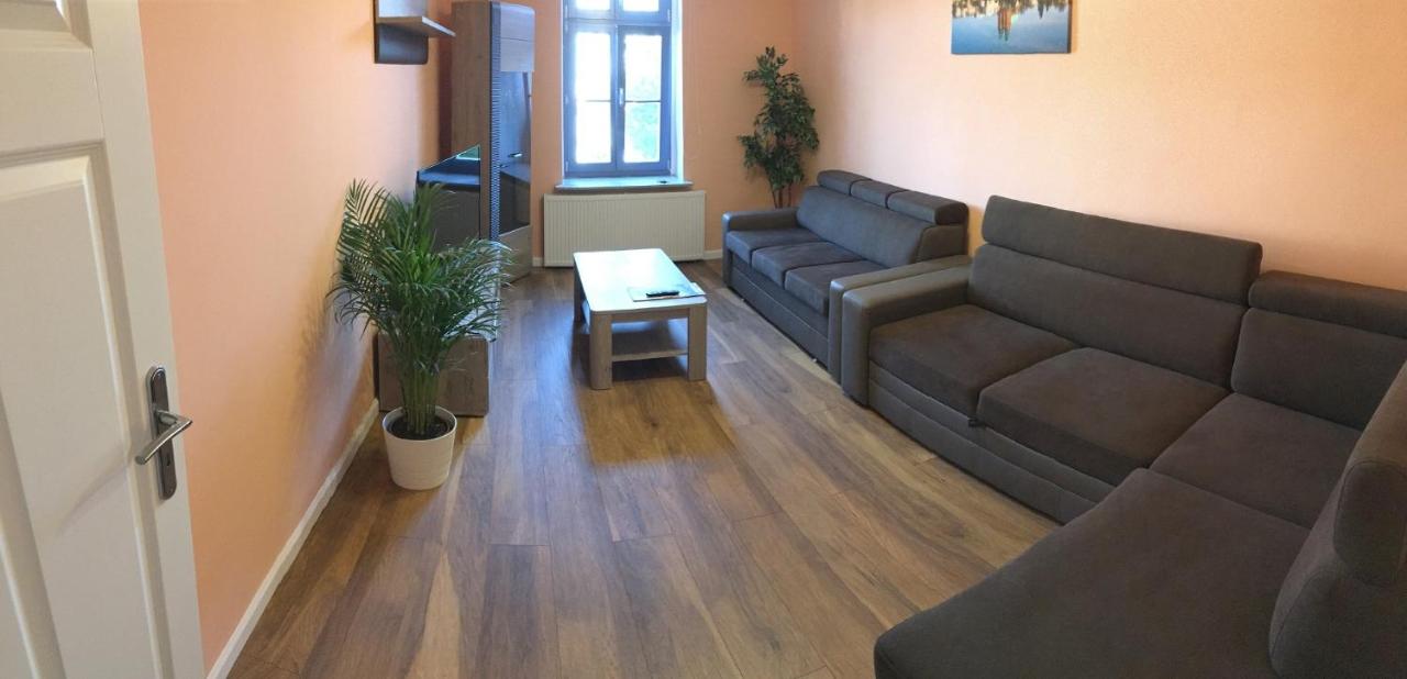 Apartament Kleopatra - Chambres d’hôtes Gniezno
