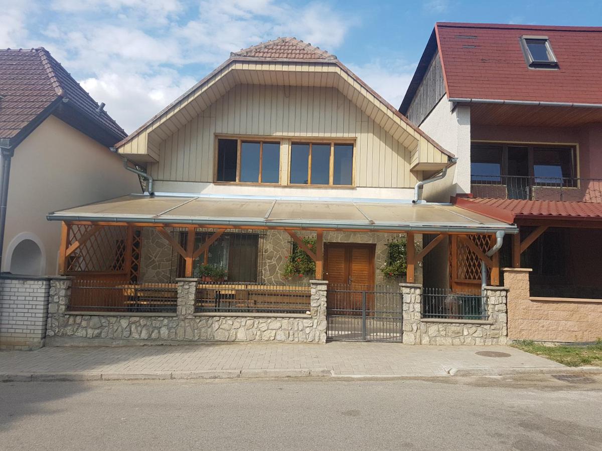 B&B Vracov - Sklep u Kunických - Bed and Breakfast Vracov