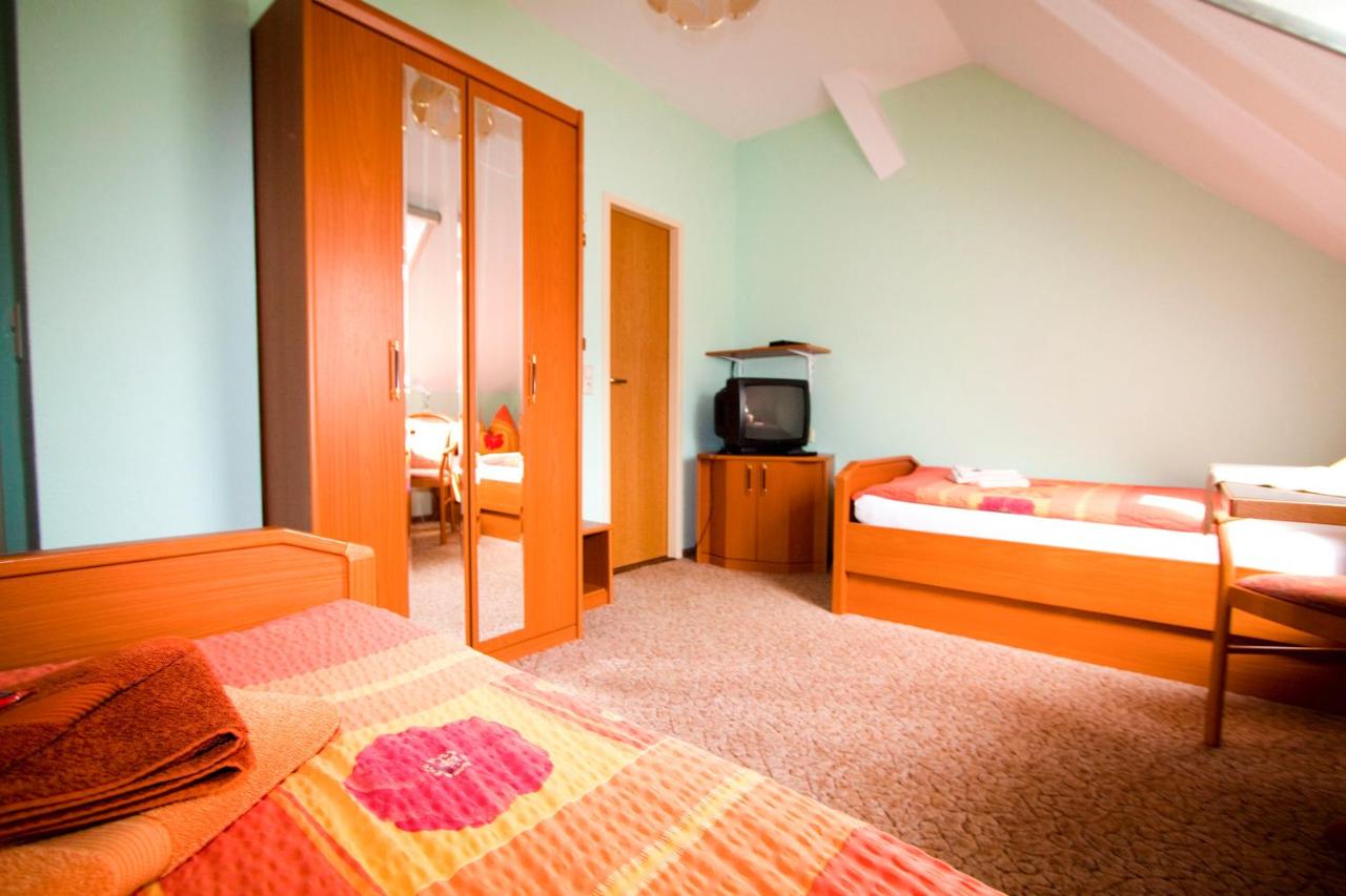 Zweibettzimmer