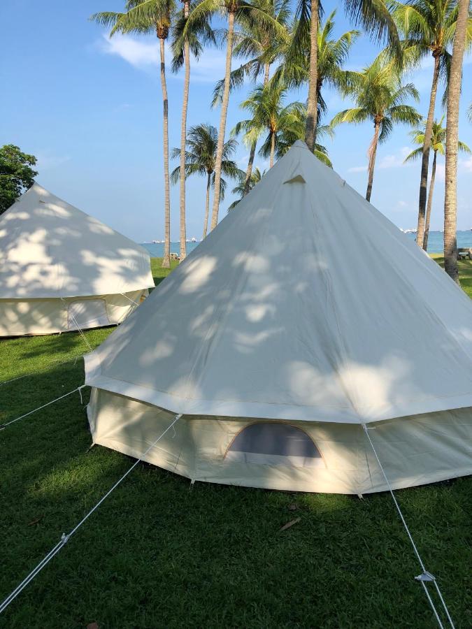 B&B Singapore - Glamping Kaki - Large Bell Tent - Bed and Breakfast Singapore