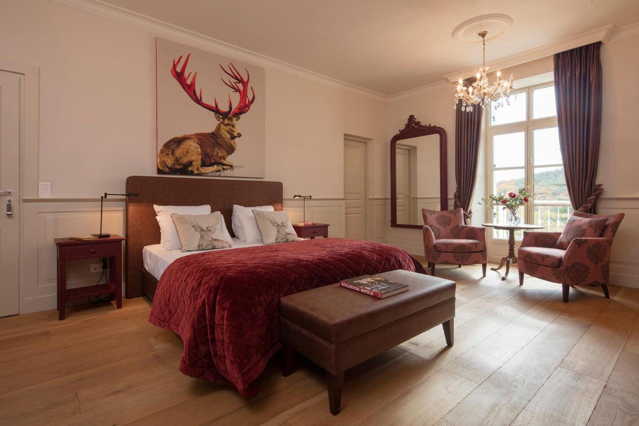 Deluxe Queen Suite