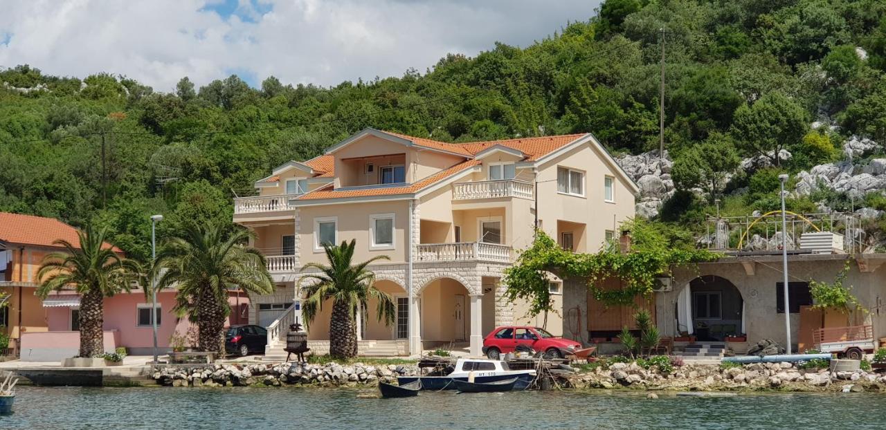 Apartments Damić - Ferienwohnung Ploče