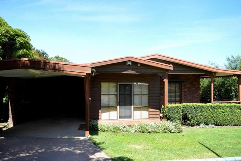 Three-Bedroom Holiday Home - Lisieux