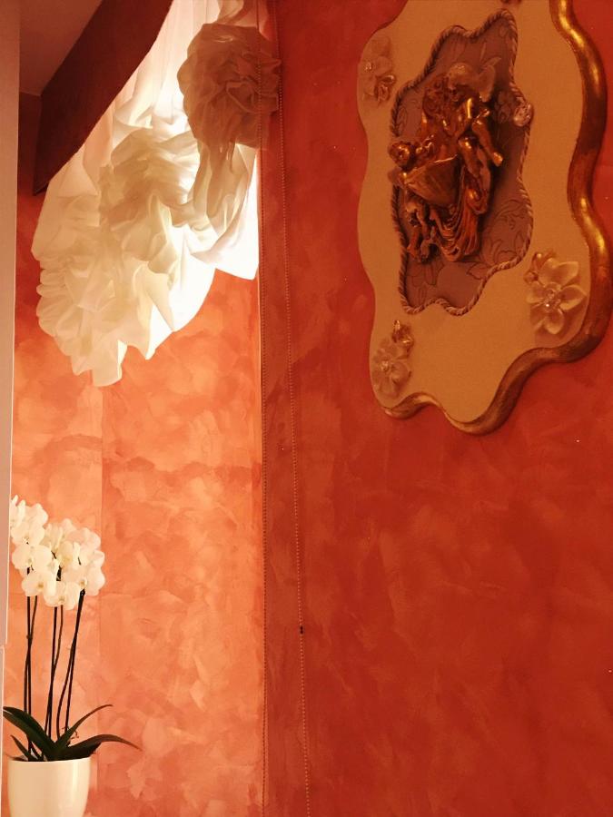 Pope's Suites - B&B