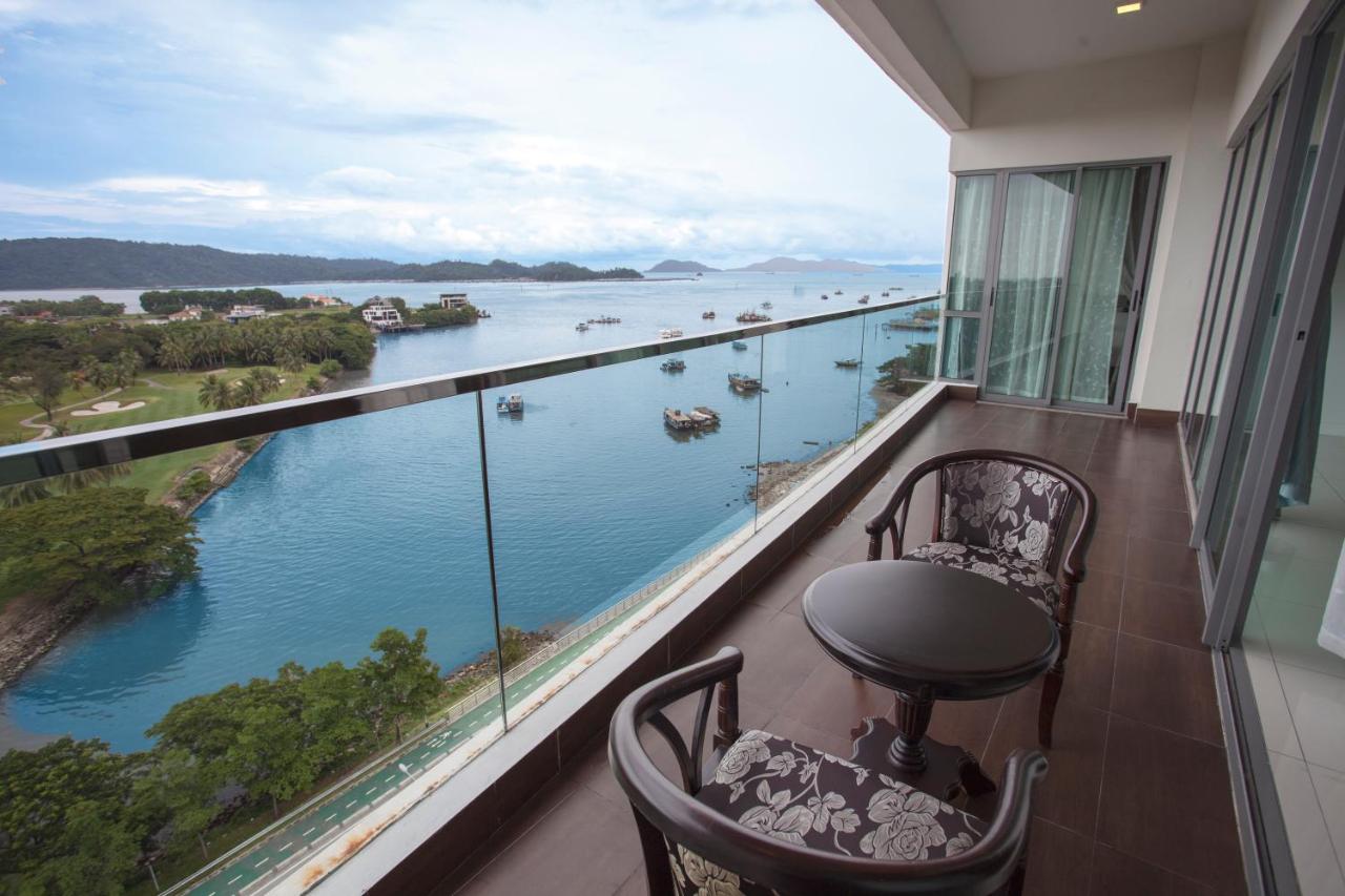 Apartment with Sea View and Sunset