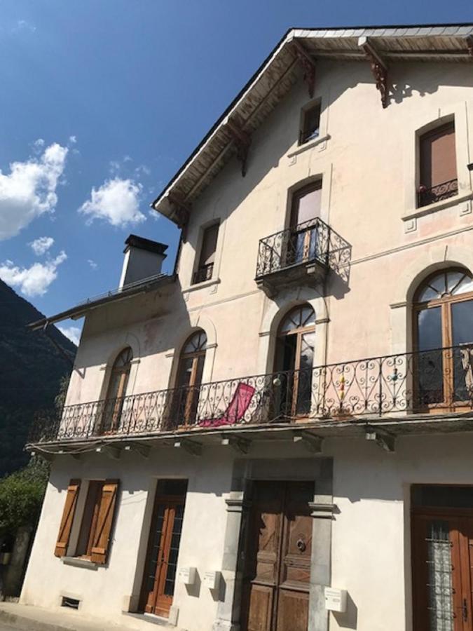 L'Astazou "PRÊT gracieux du matériel de SKI" au studio - B&B Luz-Saint-Sauveur