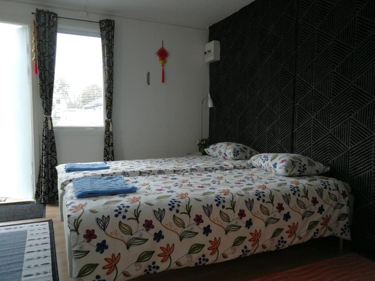 Tweepersoonskamer met 2 Aparte Bedden