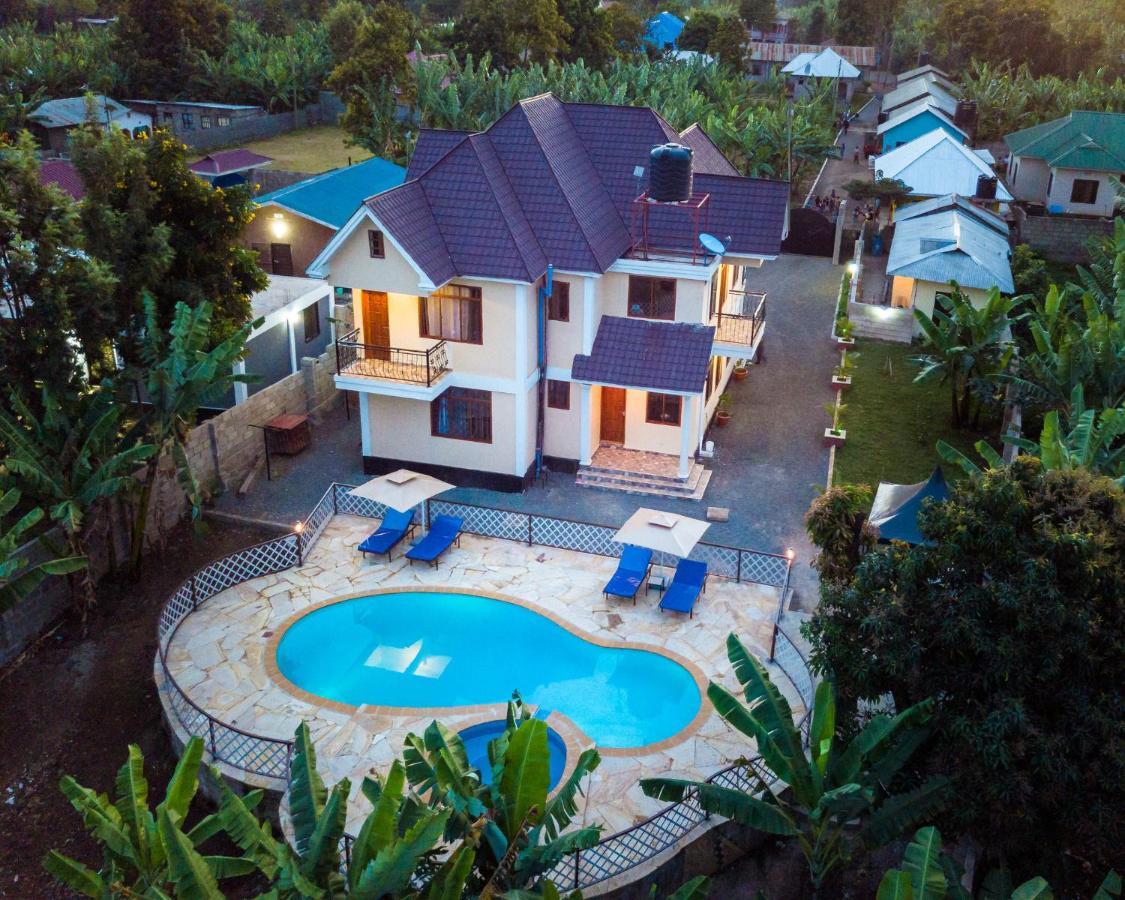 B&B Arusha - Rayan Apartments & Safaris - Bed and Breakfast Arusha