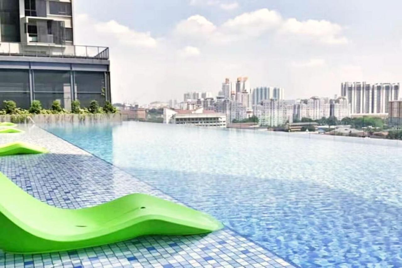 Luxury Resort Suite Kuala Lumpur@5mins to Mid Valley, Sunway - B&B