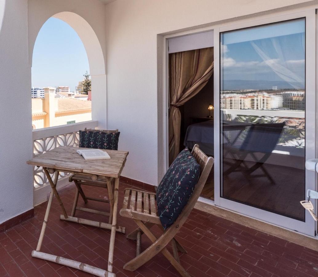 Vierbettzimmer mit Balkon