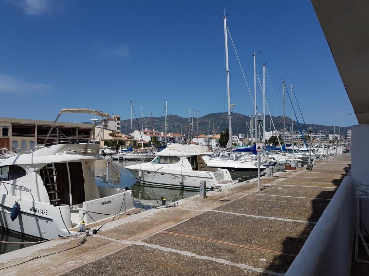 Marina 2 - B&B Roses