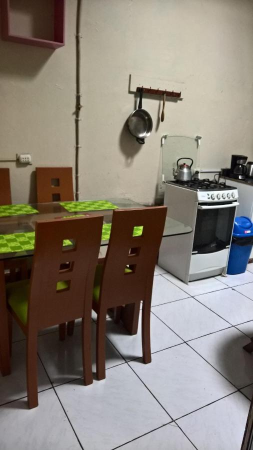 Doppel- oder Zweibettzimmer